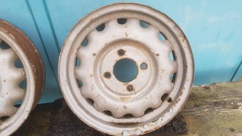 Kola - disky škoda 1202 - 1201, spartak - 2