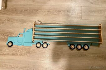 Montessori policka na auticka - 2