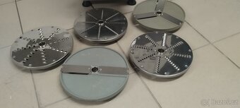 Kráječ – zelenina, sýry, ovoce - velký otvor - 2