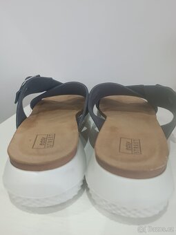 Prodám nazouváky na léto zn. Easy Street vel.42 - 2