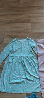 Dívčí šaty, velikost: 134-140 - 2