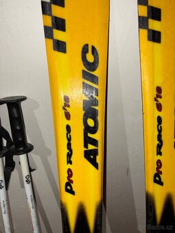 Set detske lyze, preskace, hulky a prilba - 2