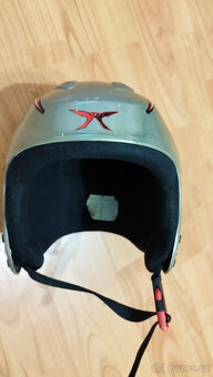 Dětská helma na lyže, bruslení Carrera - 2