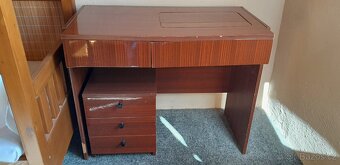 ŠICÍ STROJ VERITAS - 2