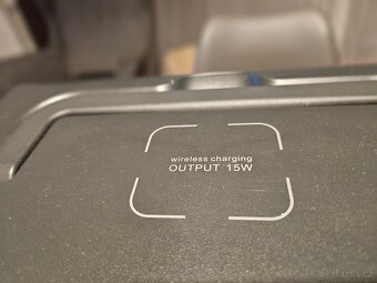 Nabíjecí stanice Bluetti EB70 - 2