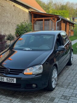 Volkswagen Golf 5 - 2