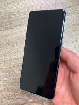 Samsung Galaxy S20 G980f 128GB Modrý - 2