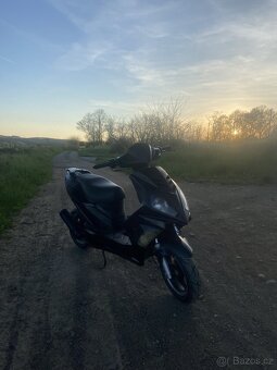 skutr rhon 50 2t - 2