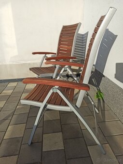 Prodám polohovatelná zahradní křesla hliník/teak - 2