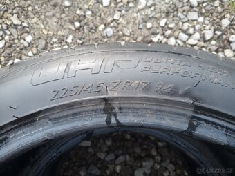225/45r17 - 2