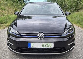 Volkswagen Golf VII e-Golf 1.majitel servisní kniha - 2