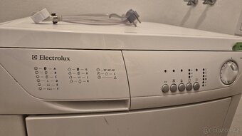 Sušička prádla Electrolux - osobní převzetí Praha - 2