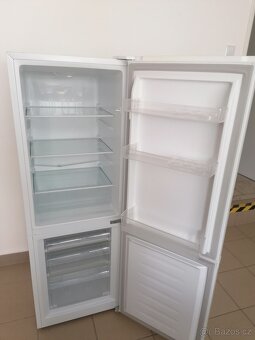 Prodáme lednici - 2