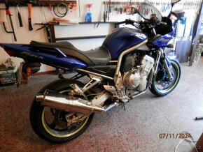 2001 Yamaha FZ Fazer - 2