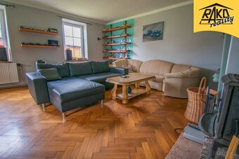 Prodej rodinného domu se zahradou v Trutnově-Poříčí - 2