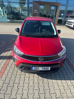 Opel Crossland 1,2 81kw r.v. 2021 najeto 21 000km - 2