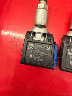 Čidla senzory tlaku Mercedes TPMS - 2