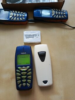 Nokia 3510 s novou baterii - 2