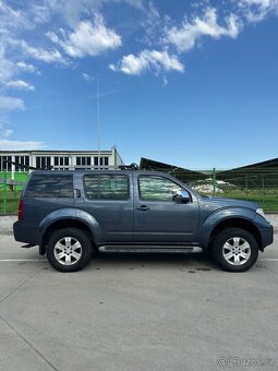 Nissan Pathfinder 2005, 2.5L, 128kW, 4x4, 7-miestne SUV - 2