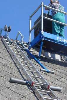 prodám hliníkové komínové lešení - 2