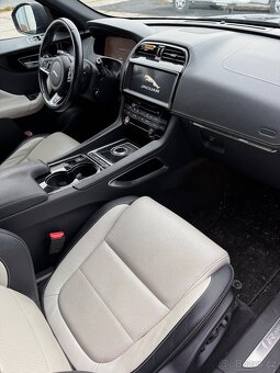 Jaguar f pace 3.0 D rsport 4x4 - 2