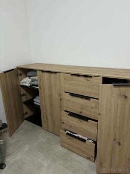 Komoda - 2