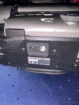 Sony Handycam Hi8 XR – videokamera, funkční - 2