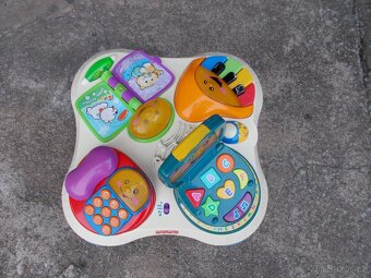 dětský hrací stolek - 2