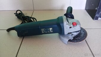 Úhlová bruska Bosch - 2