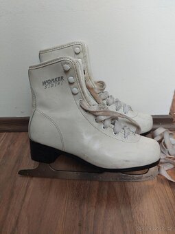 Prodám dámské brusle Worker Sibiri vel. 38 - 2