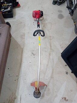 Hecht vyžínač, strunovka - 2