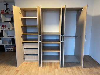 Šatní skříně - 2