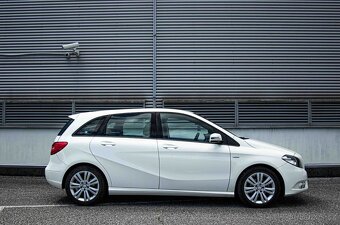 Mercedes-Benz B trieda 180 CDI BlueEFFICIENCY - 2
