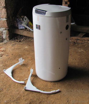 ELEKTRICKÝ BOJLER DRAŽICE OKCEV 180 - 180L - 2