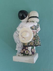 Soška  r.1920 s autorem - 2