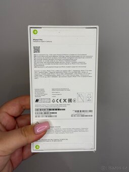 iPhone 17 pro Cosmic Orange 256GB Nový - 2