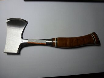 Sekera Estwing USA v koženém pouzdře - 2