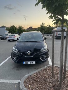 Renault Grant Scenik 2018 7 mist - 2
