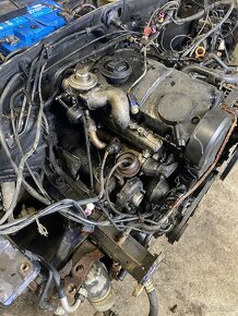 Motor 1,9 tdi pd 85 kw Ajm/ Atj - 2