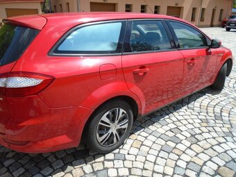 ford mondeo 1,8tdci díly - 2