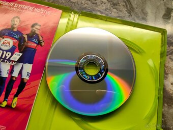 FIFA 19 legacy edition x360 - 2