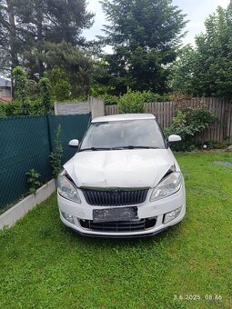 Havarovaná Škoda Fabia combi 2 - 2