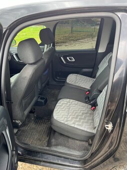 Prodám Škoda Roomster - 2