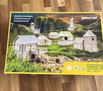 Prodáme dřevěnou stavebnici Walachia Vario XL, 184 dílků - 2
