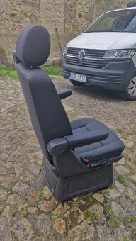 Sedačka VW Multivan apd. - 2