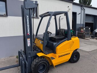 Vysokozdvižný vozík Jungheinrich 3t LPG triplex po REPASI - 2