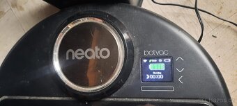 Robotický vysavač Neato - 2