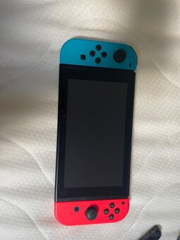 Nintendo switch - 2