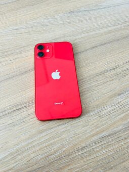 iPhone 12 mini 256GB RED perfektní stav - 2