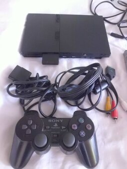 Herní Konzole SONY Playstation 2 - plus 14 originál Her - 2